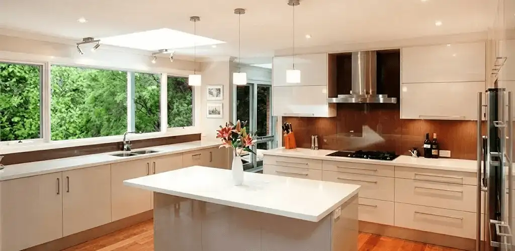 Kitchen cabinet refacing and remodel results in a modern kitchen in Columbia, SC